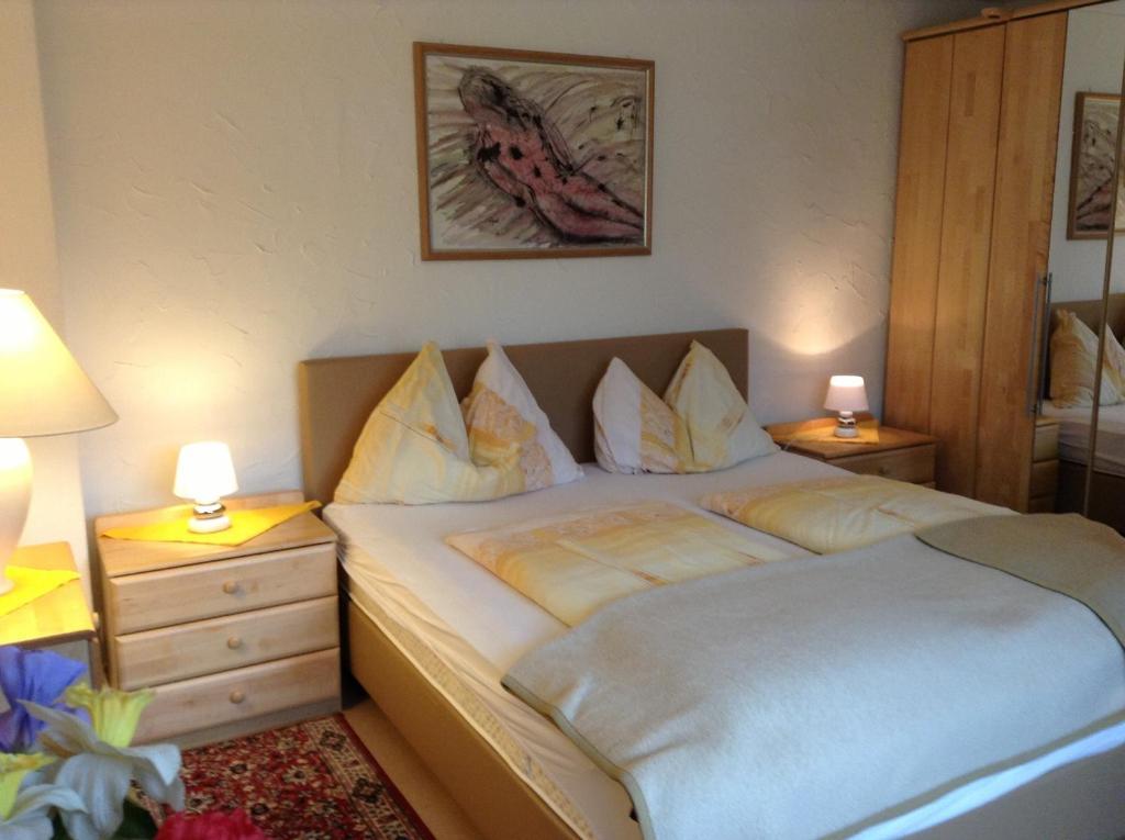 Gaestehaus Renate Velden am Woerthersee Room photo