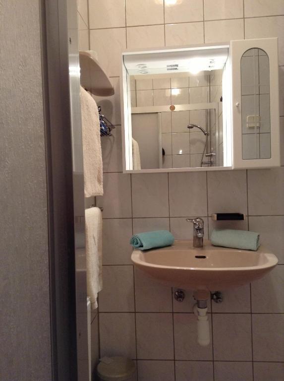 Gaestehaus Renate Velden am Woerthersee Room photo